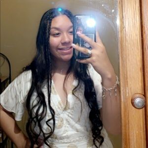 Meet your Posher, Itzel